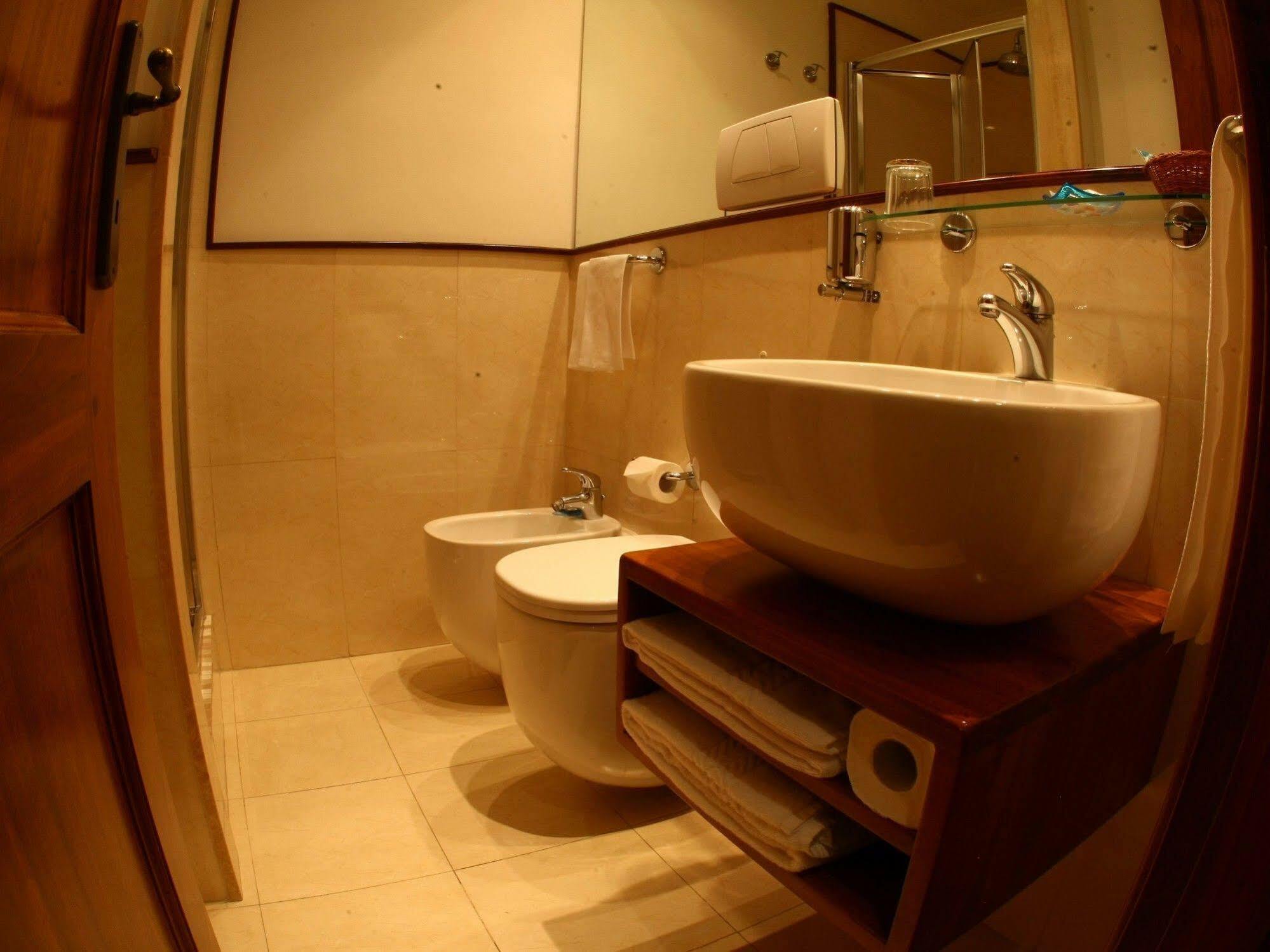 ローマ Al Colonnato Di San Pietro Bed & Breakfast エクステリア 写真